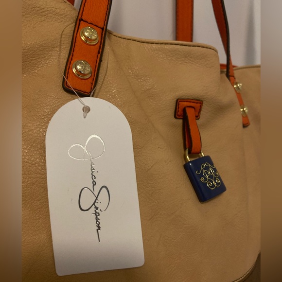 Brand new Jessica Simpson brand large leather bag - Picture 2 of 4